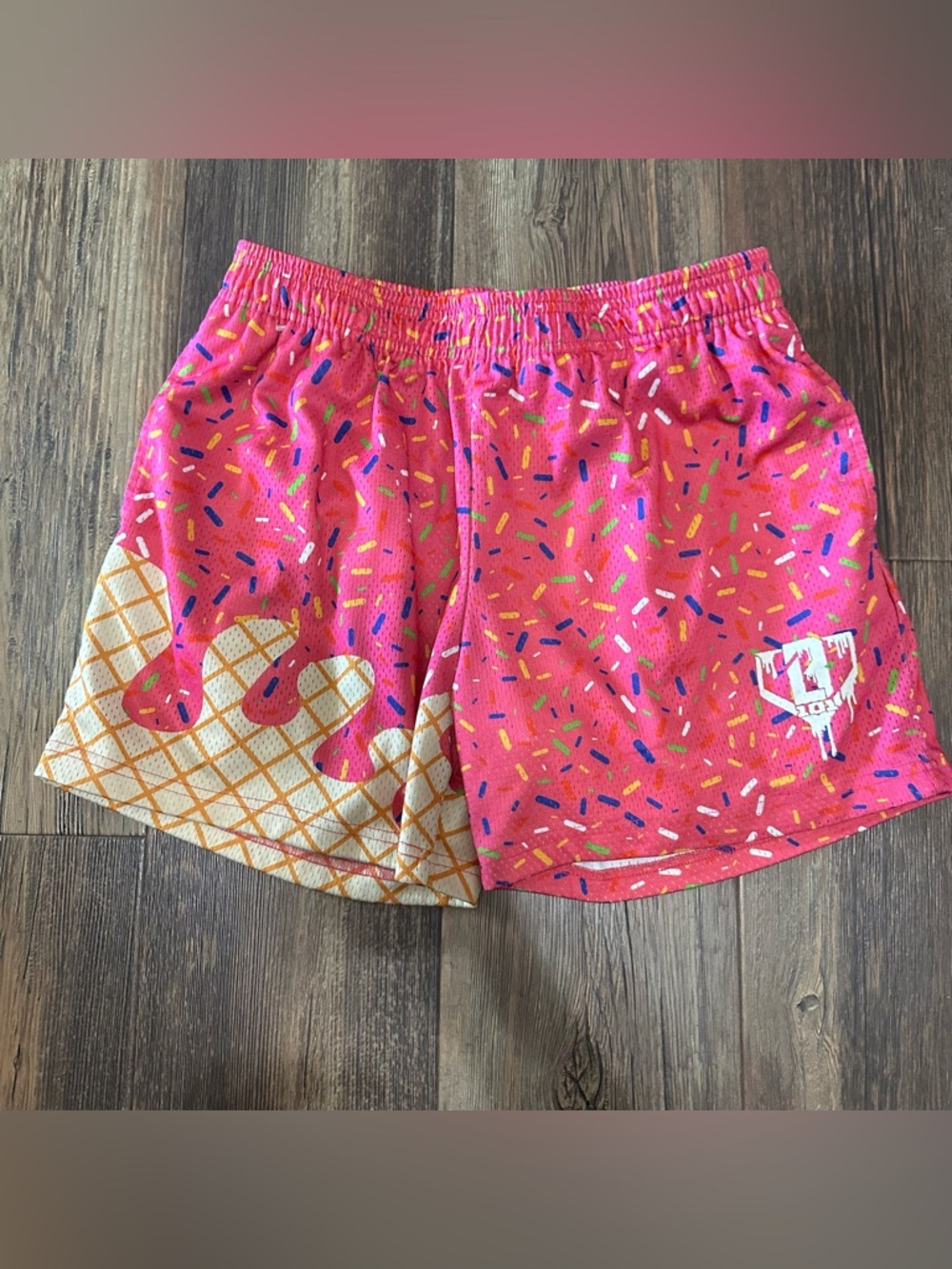 B101 apparel men’s ice cream sprinkle athletic shorts size M pink colorful